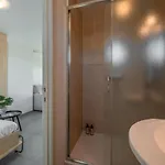 Apartamento Modern With Private Rooftop
